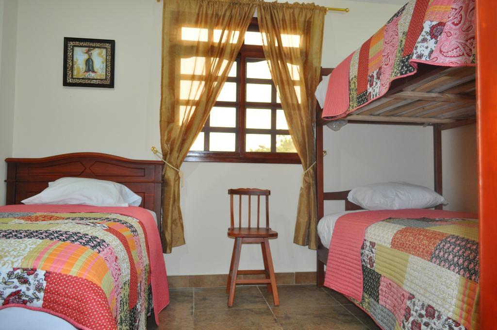 Puerta Sol Inn Manglaralto Habitación foto